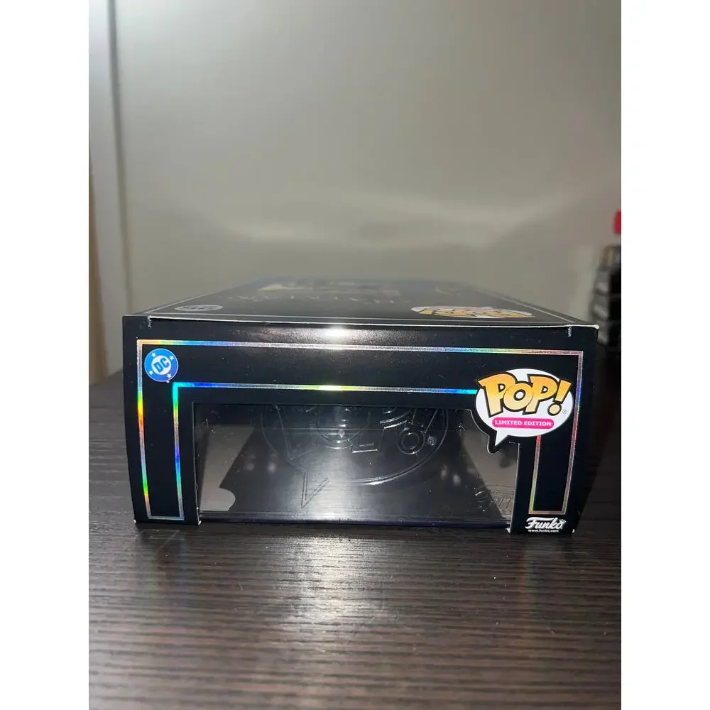 SUPREME LE EXC 9500 PIECE BLACKLIGHT Batman Arkham Comic Cover Funko Pop #25 DC